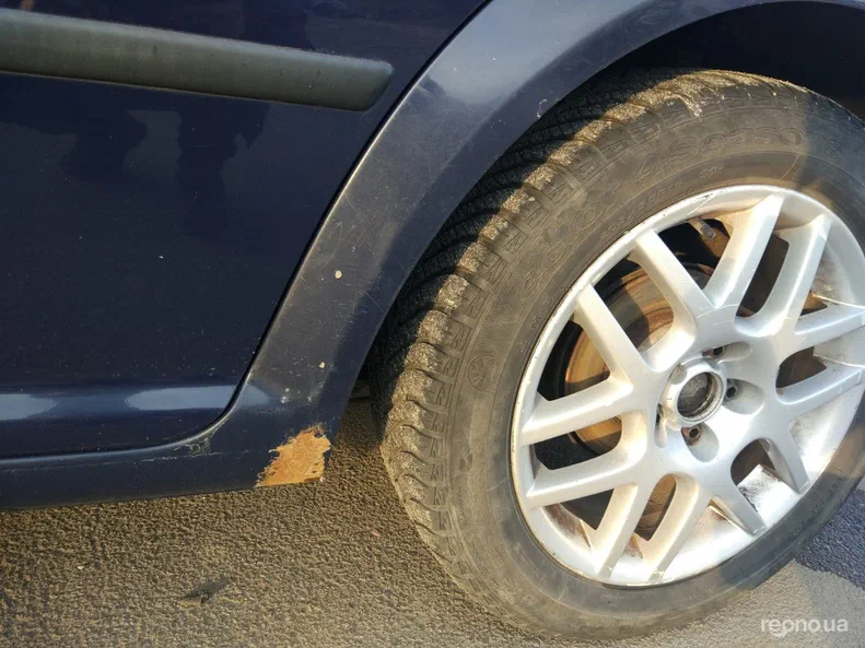 Volkswagen Golf 2000