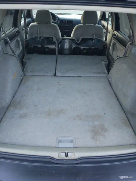 Volkswagen Golf 2000 - 7