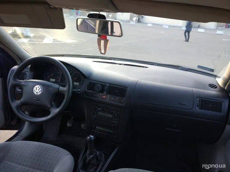 Volkswagen Golf 2000 - 14