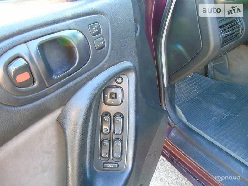 Mazda Xedos 9 1995 - 24