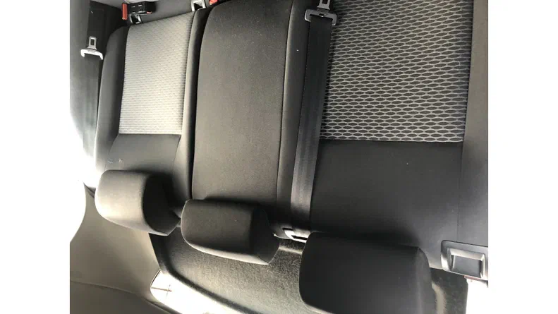 Volkswagen Golf 2010 - 22