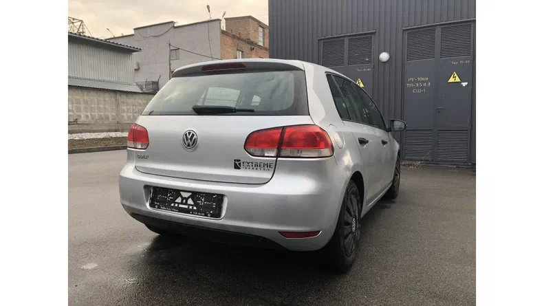 Volkswagen Golf 2010 - 6