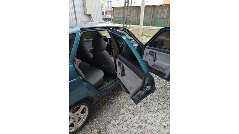 Lada (ВАЗ) 2112 2002