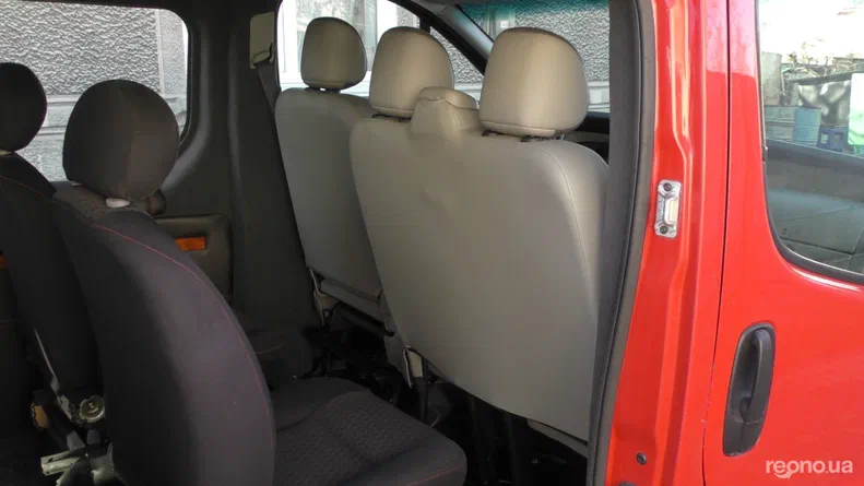 Opel Vivaro 2009 - 6