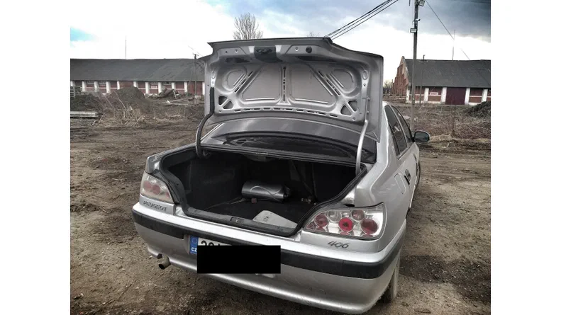 Peugeot 406 1996