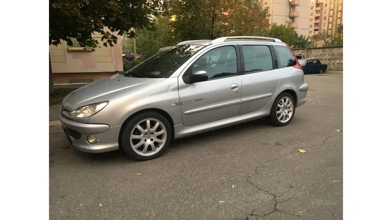 Peugeot 206 2004