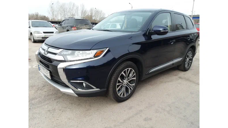 Mitsubishi Outlander 2015 - 9