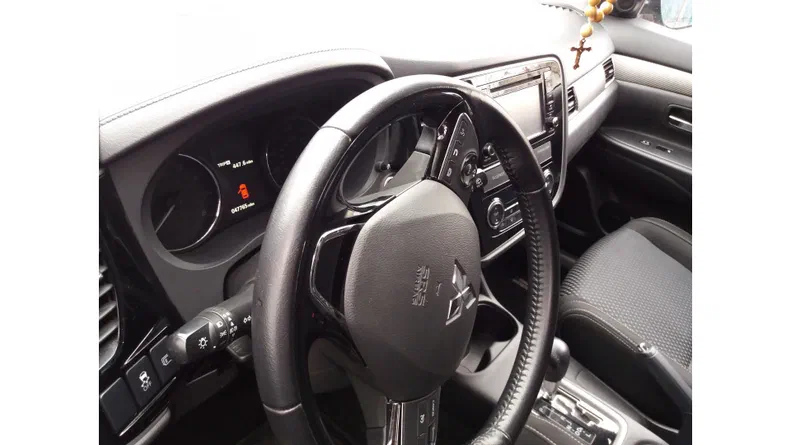 Mitsubishi Outlander 2015 - 13