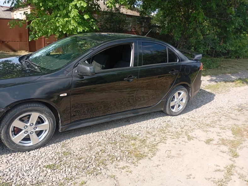 Mitsubishi Lancer 2007 - 8