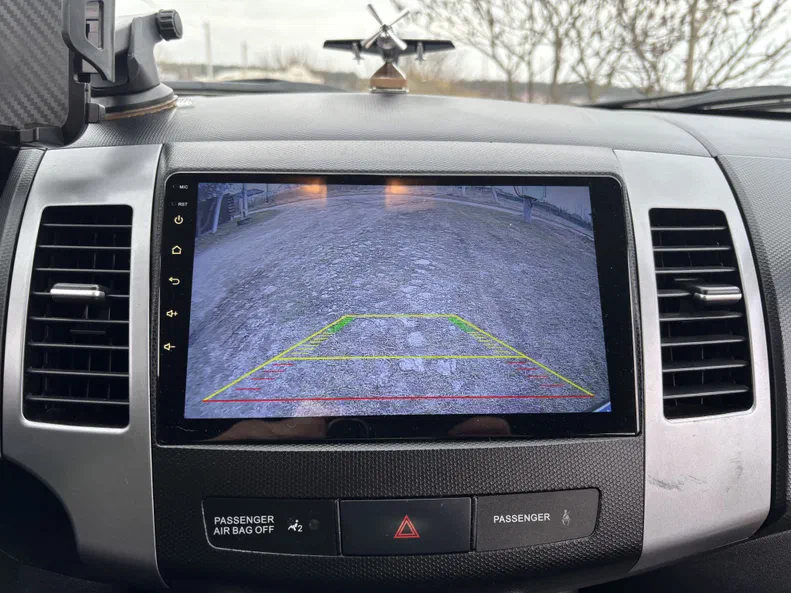 Mitsubishi Outlander 2010 - 15