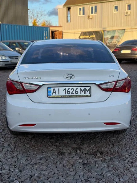 Hyundai Sonata 2012 - 5