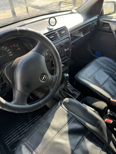 Opel Vectra 1992 - 24