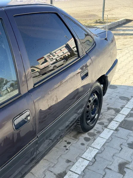 Opel Vectra 1992 - 22