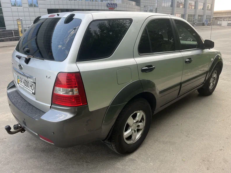 Kia Sorento 2009 - 3