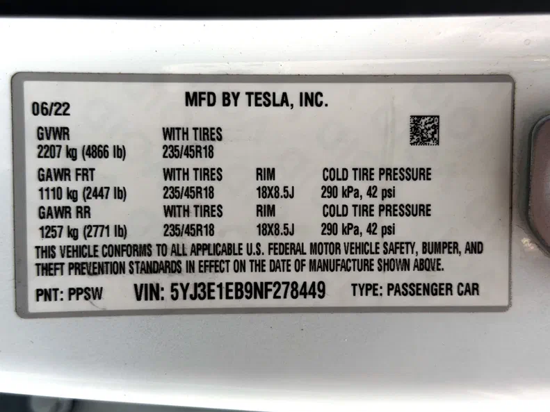 Tesla Model 3 2022 - 3