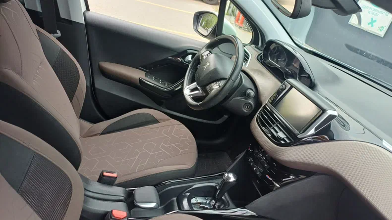 Peugeot 2008 2014 - 8