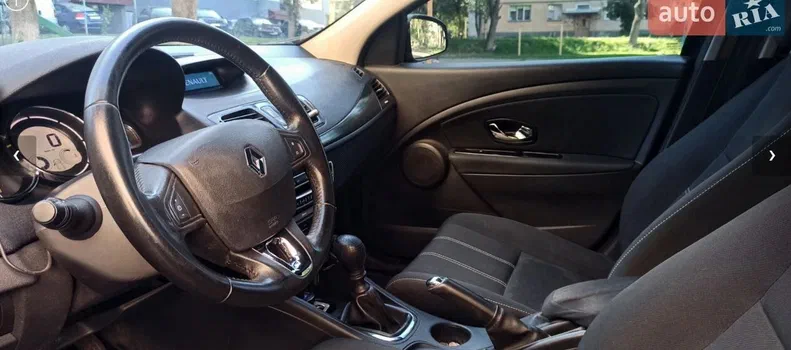 Renault Megane 2015 - 24
