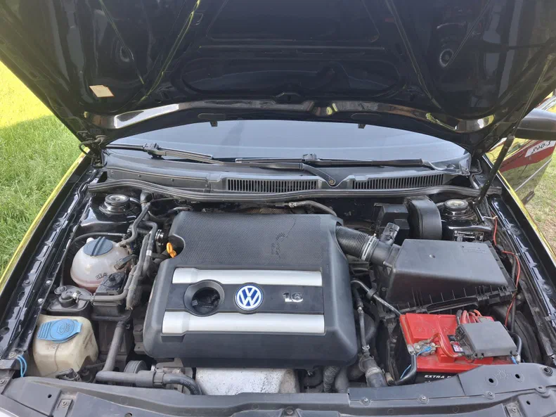 Volkswagen Golf 2002 - 6