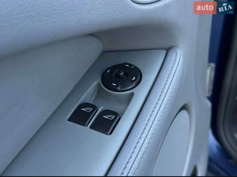 Jaguar X-Type 2004 - 27