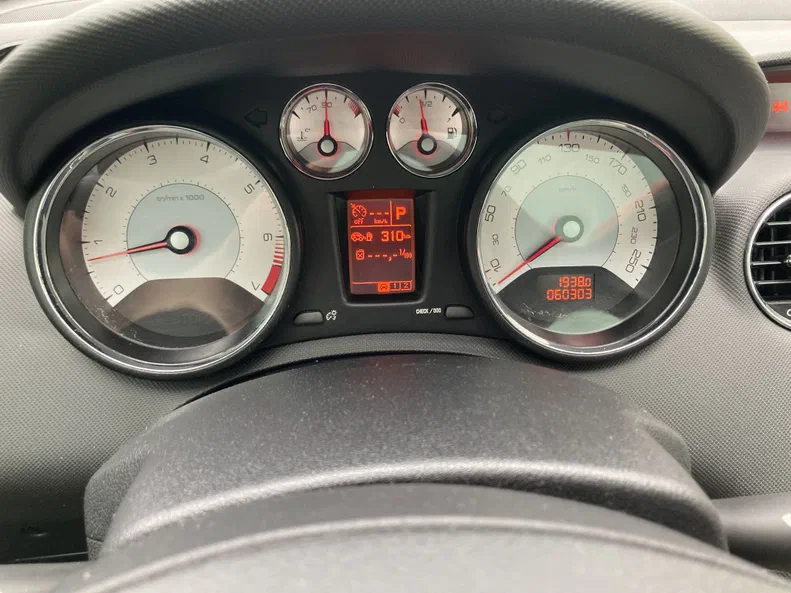 Peugeot 308 2012 - 7