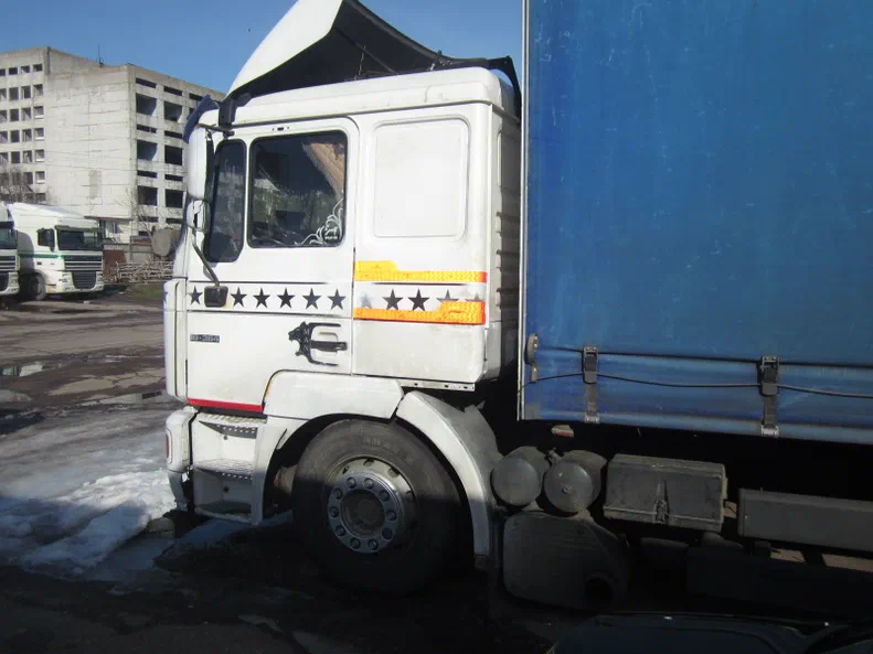 MAN F 2000 2000 - 3