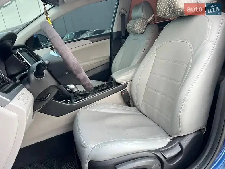 Hyundai Sonata 2018 - 16