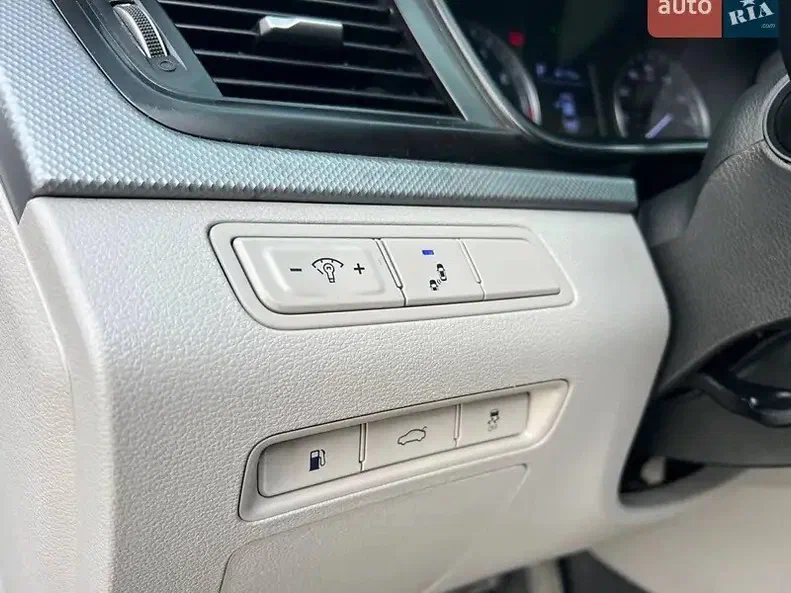 Hyundai Sonata 2018 - 28