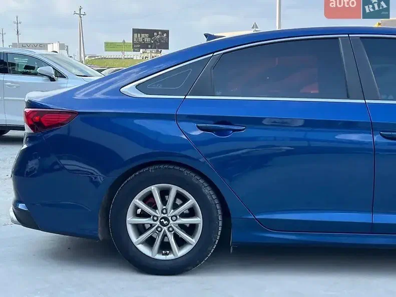 Hyundai Sonata 2018 - 10