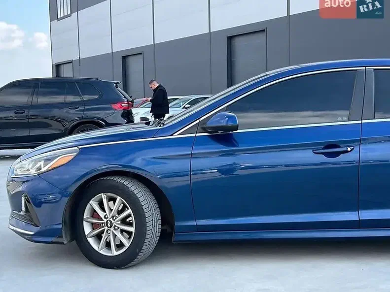 Hyundai Sonata 2018 - 1