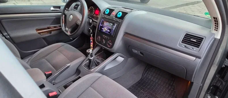 Volkswagen Golf 2004 - 8