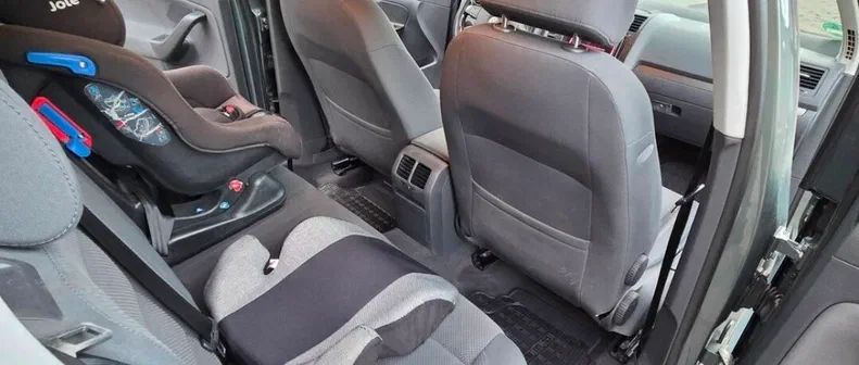 Volkswagen Golf 2004 - 7