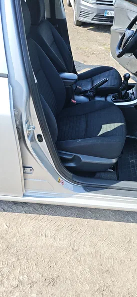 Toyota Corolla 2012 - 19