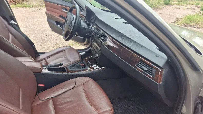 BMW 3 серія 2008 - 11