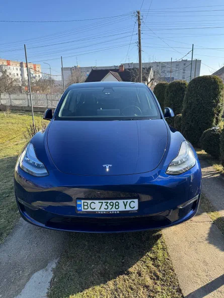 Tesla Model Y 2021 - 0