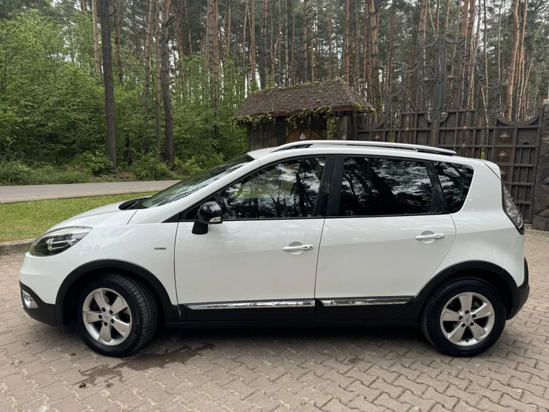 Renault Scenic 2013 - 1
