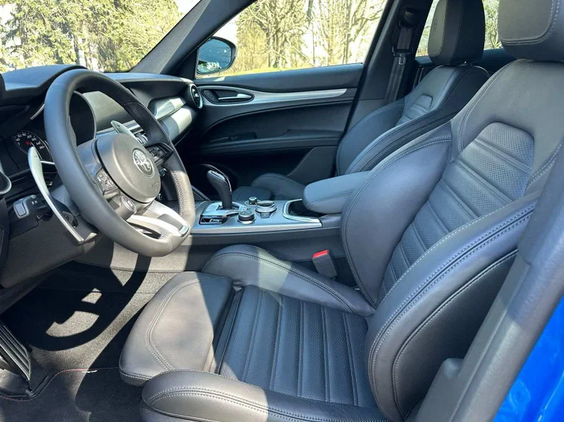 Alfa Romeo Stelvio 2022 - 5