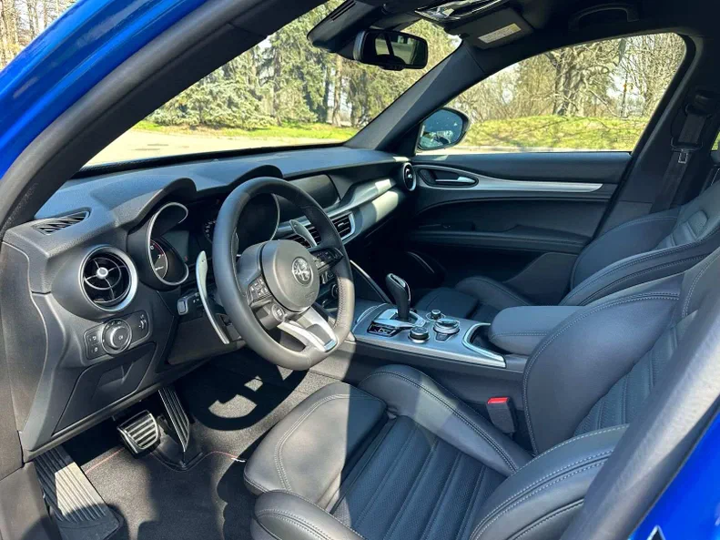 Alfa Romeo Stelvio 2022 - 7