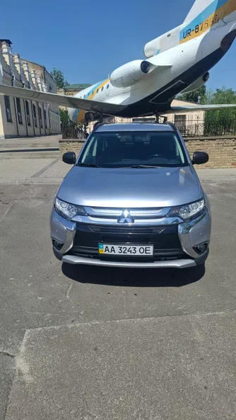Mitsubishi Outlander 2017 - 0