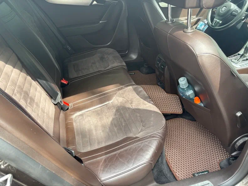 Volkswagen Passat 2012 - 8