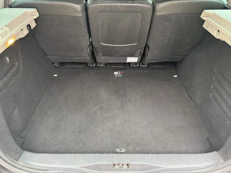 Renault Scenic 2013 - 16