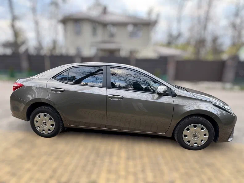 Toyota Corolla 2016 - 4