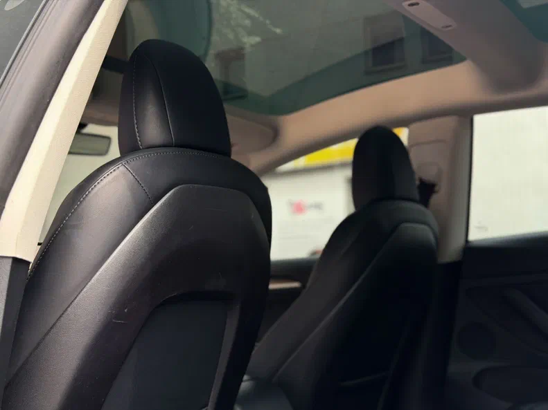Tesla Model 3 2022 - 17
