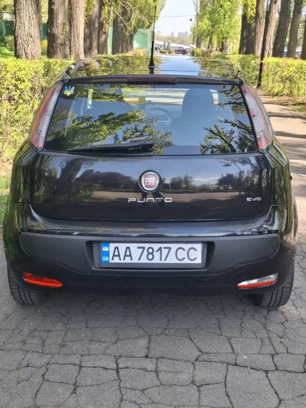 Fiat Punto 2010 - 5