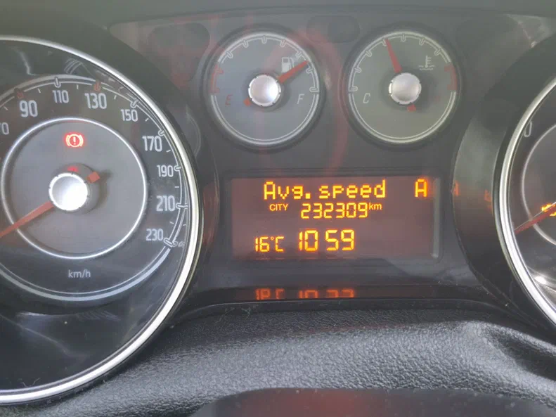 Fiat Punto 2010 - 12