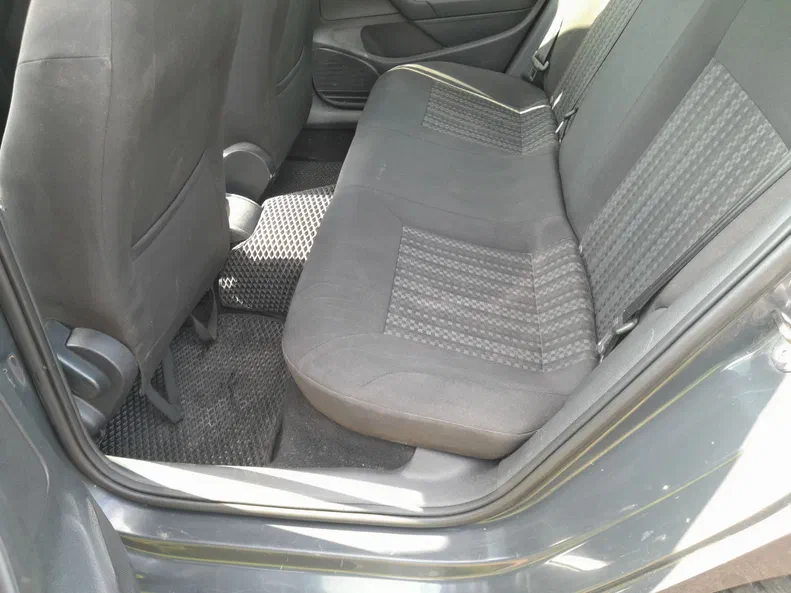 Volkswagen Polo 2015 - 11