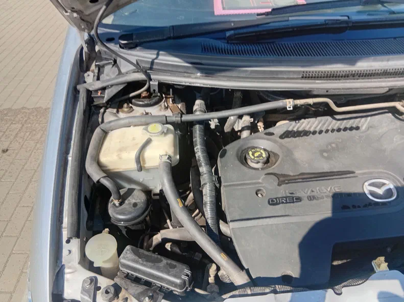 Mazda MPV 2002 - 16