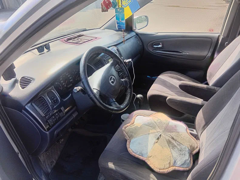 Mazda MPV 2002 - 9
