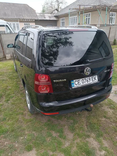 Volkswagen Touran 2008 - 1