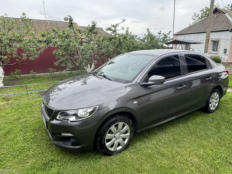 Peugeot 301 2018 - 3