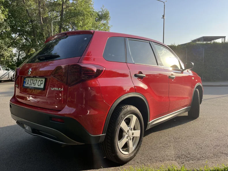 Suzuki Vitara 2021 - 10